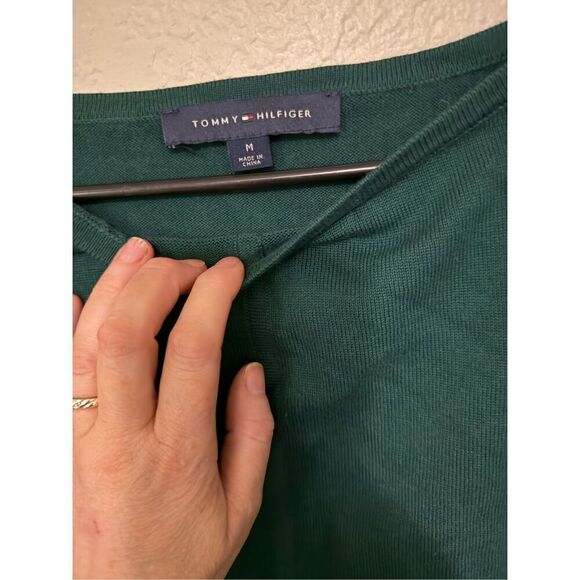 TOMMY HILFIGER RIBBED PULLOVER SWEATER - Picture 11 of 11